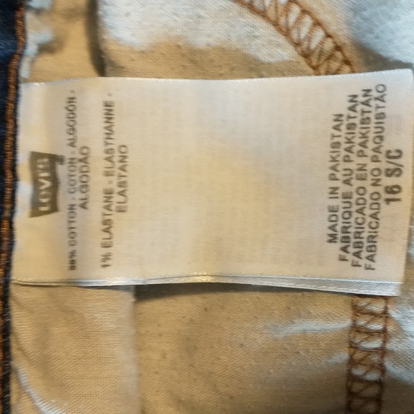 Levi woman's size 16 dark wash straight leg 505 jeans - Picture 3 of 10